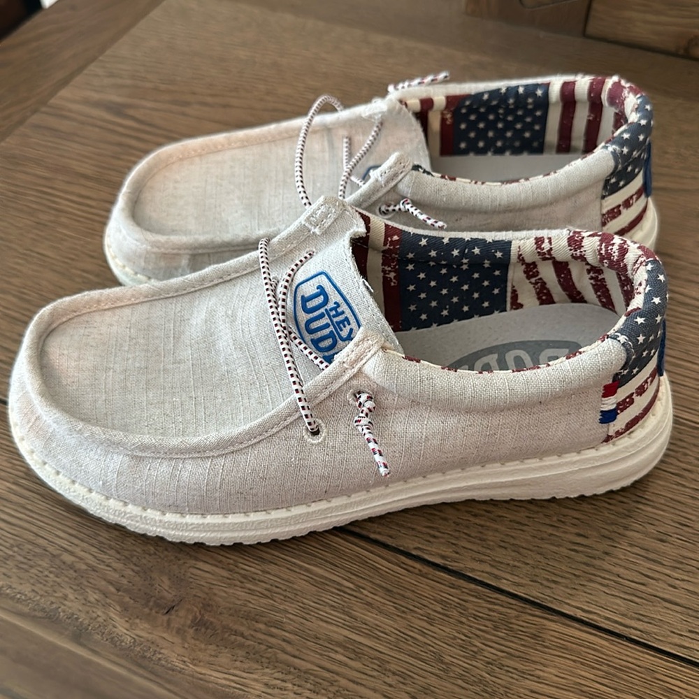 Hey Dude Youth Wally “Americana”